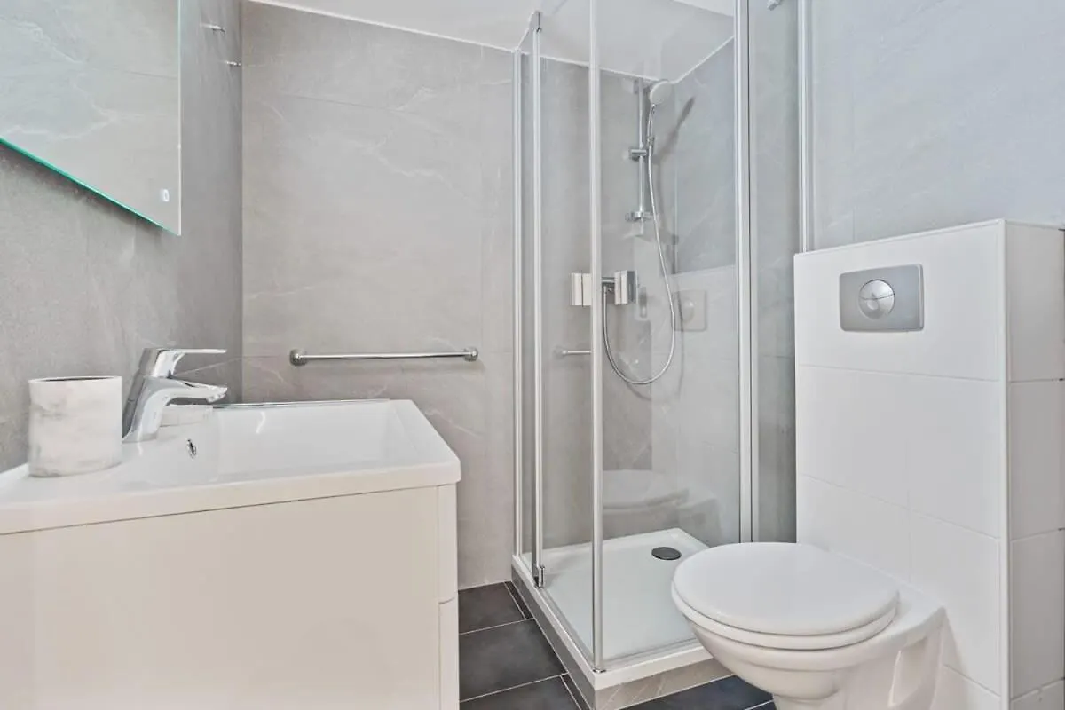Bright 1Br Apt In Limpertsberg With Wifi & Kitchen 卢森堡 0*,