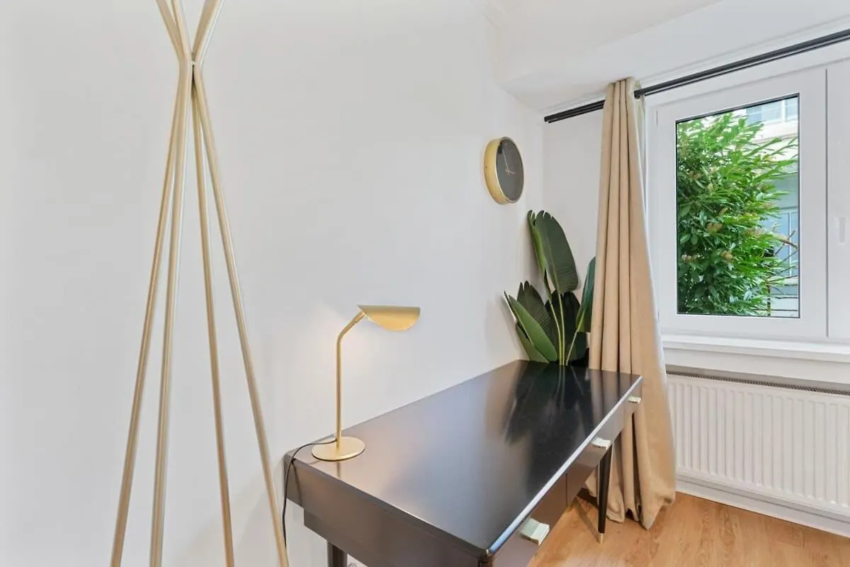 Bright 1Br Apt In Limpertsberg With Wifi & Kitchen 卢森堡 0*,  卢森堡