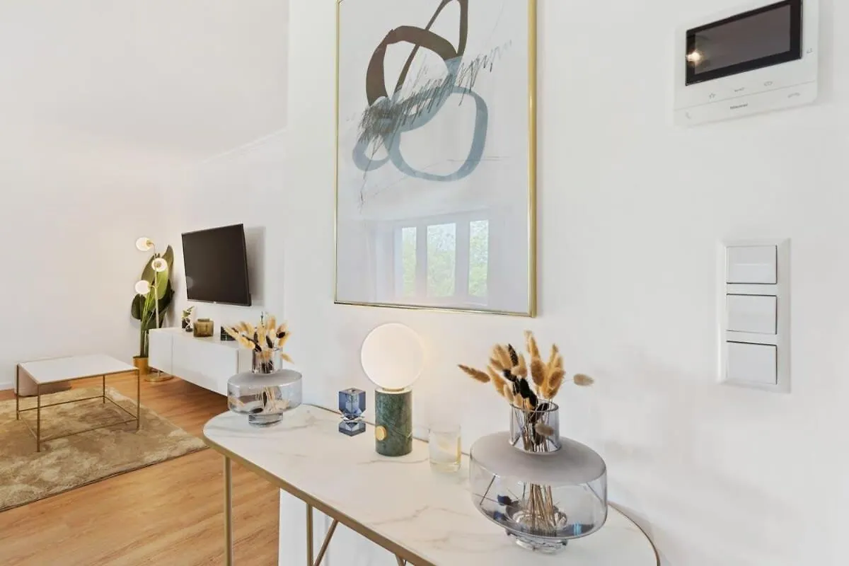 Bright 1Br Apt In Limpertsberg With Wifi & Kitchen 卢森堡